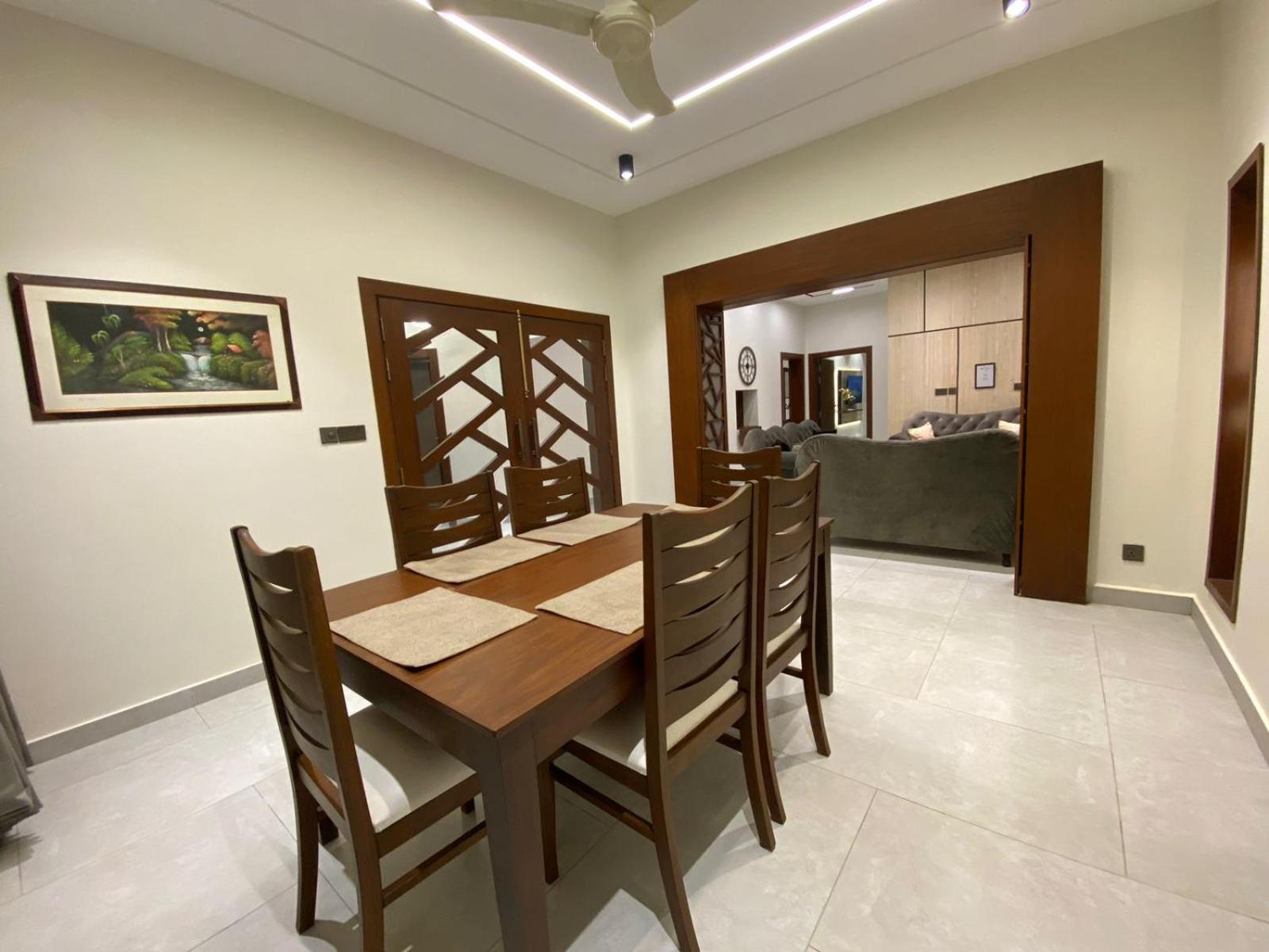 Firefly Retreat-Your Home Away From Home Rawalpindi Esterno foto