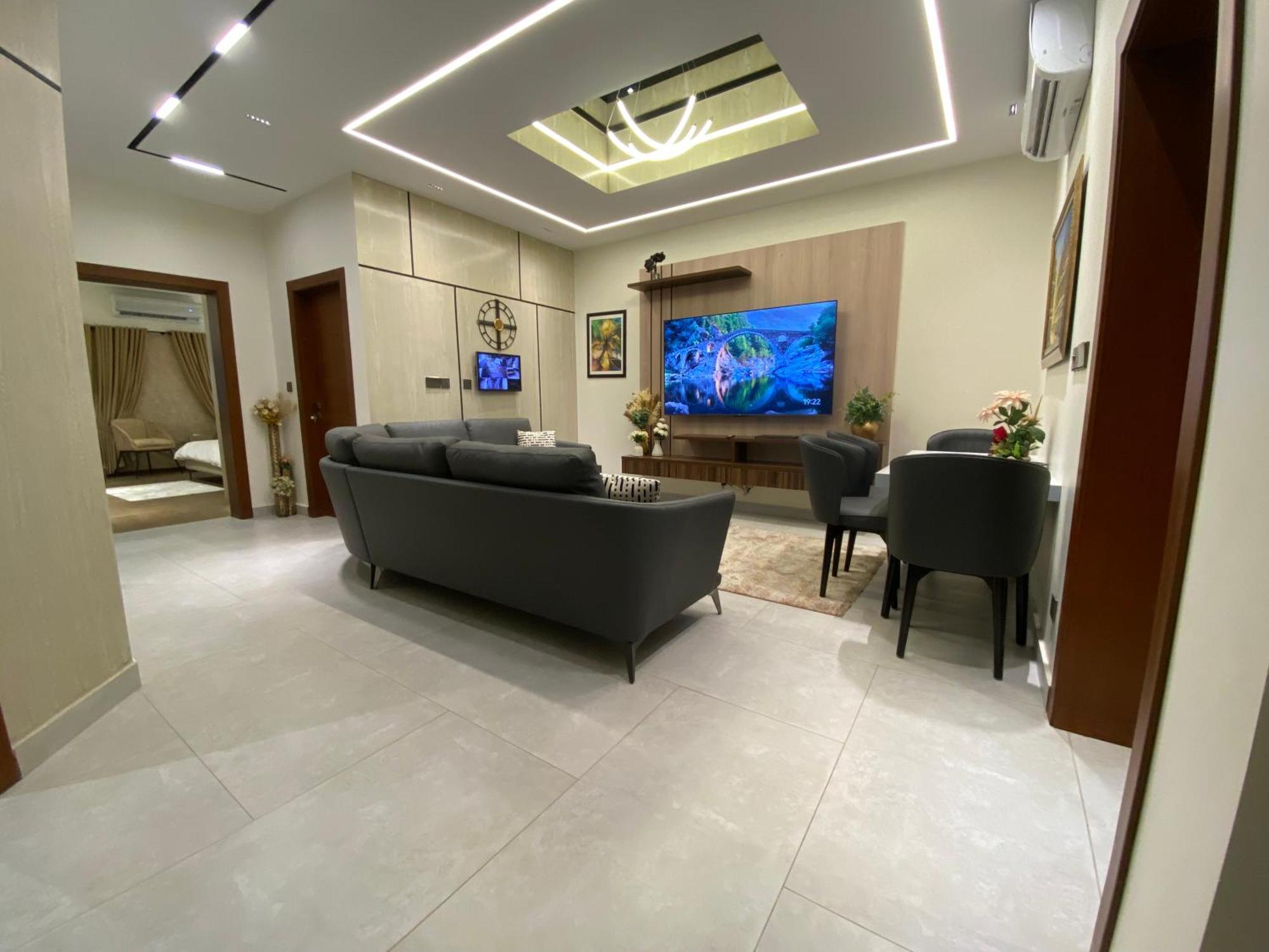Firefly Retreat-Your Home Away From Home Rawalpindi Esterno foto