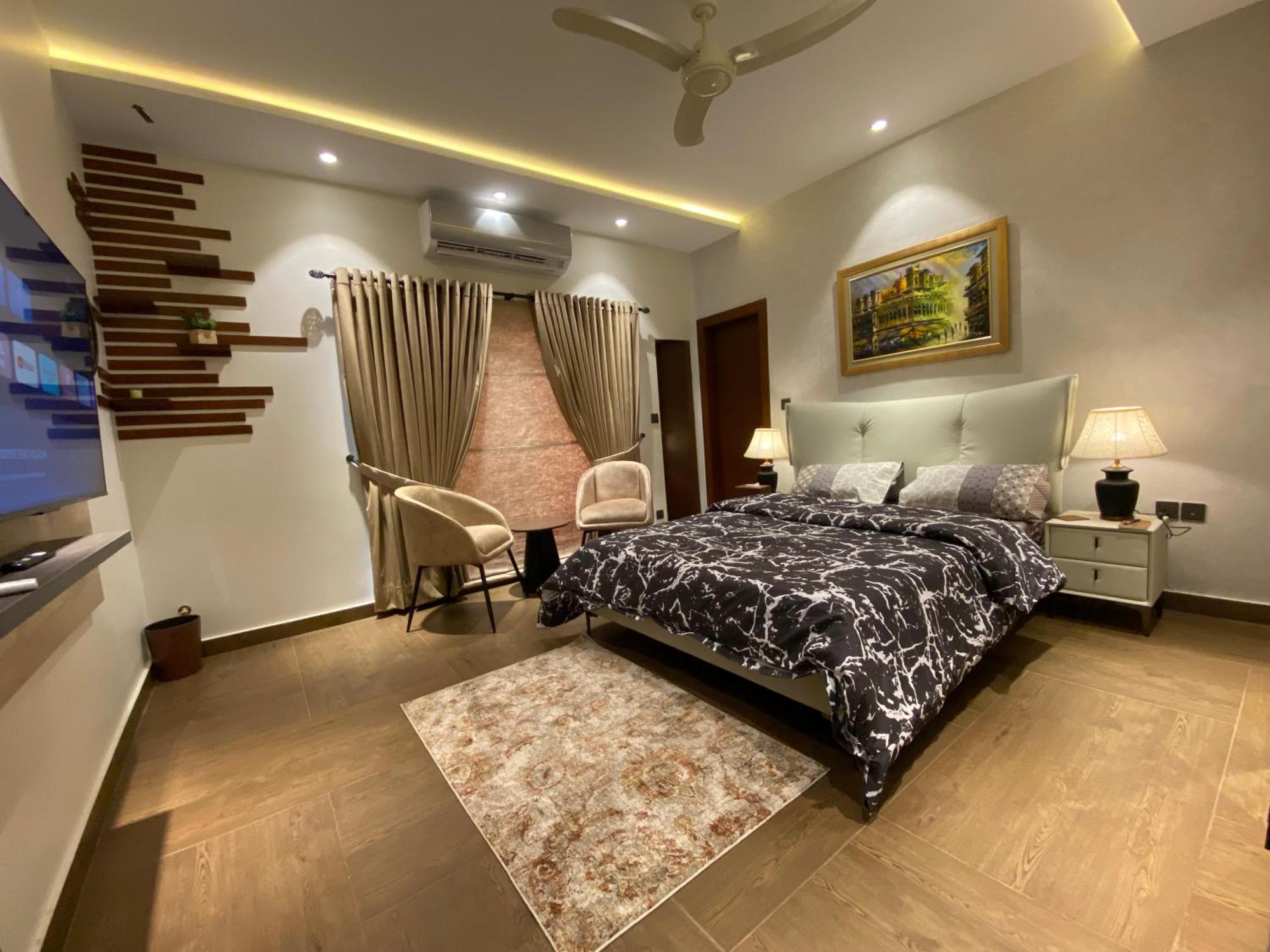 Firefly Retreat-Your Home Away From Home Rawalpindi Esterno foto